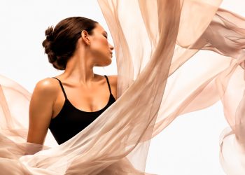 Conheça a tendência Boudoir Dressing e saiba como usá-la.